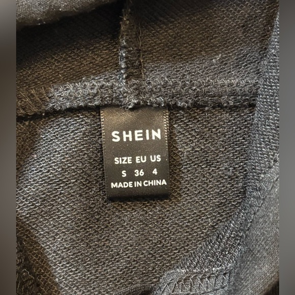 Black Cropped Hoodie, size S - Picture 4 of 6